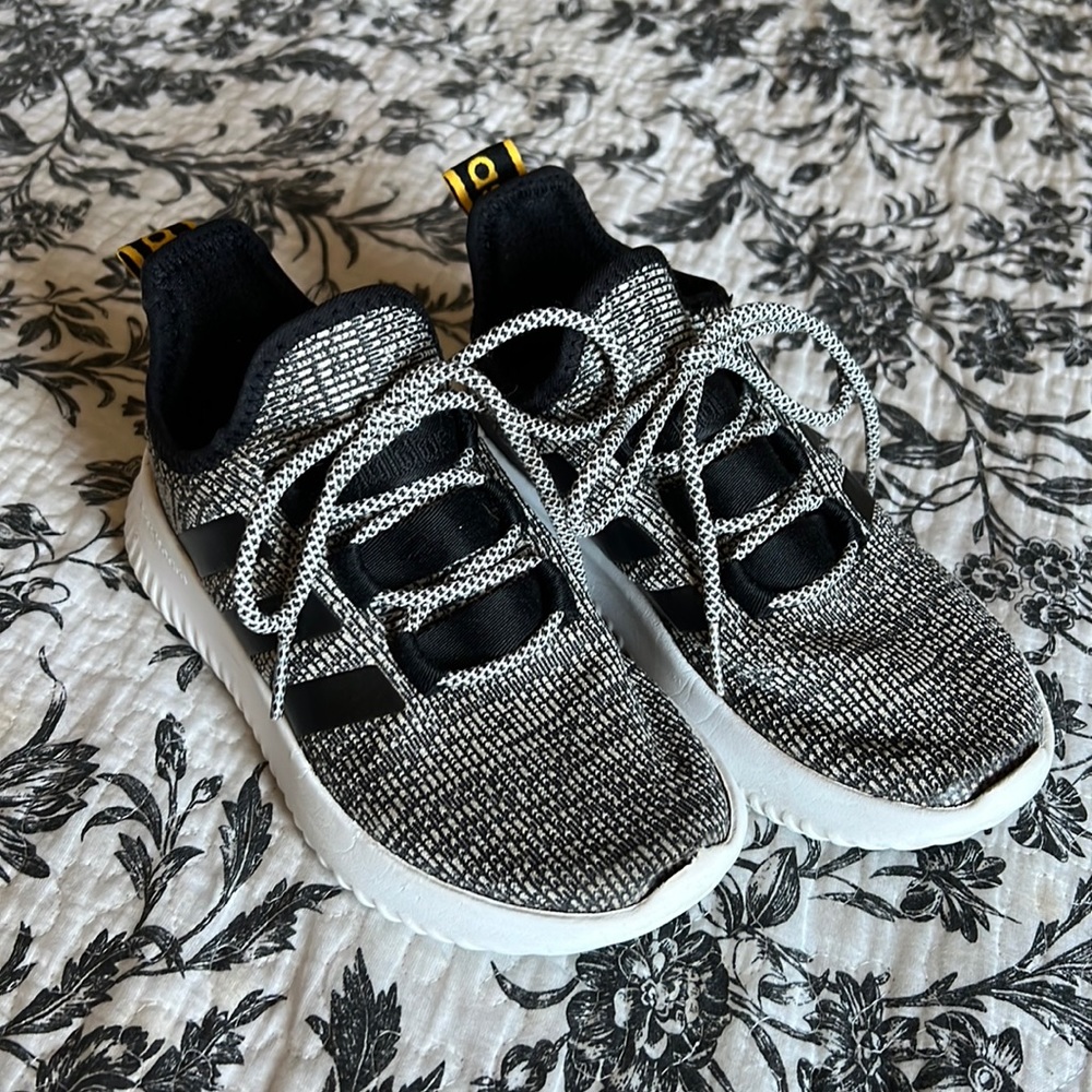 Boys adidas